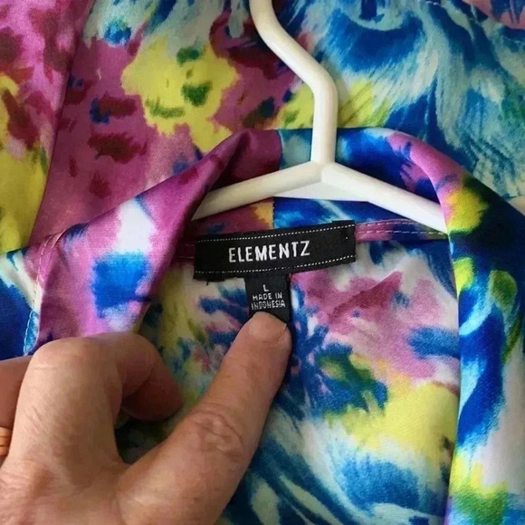 Elements bright and colourful summer blouse with Tie in the front - Picture 6 of 6